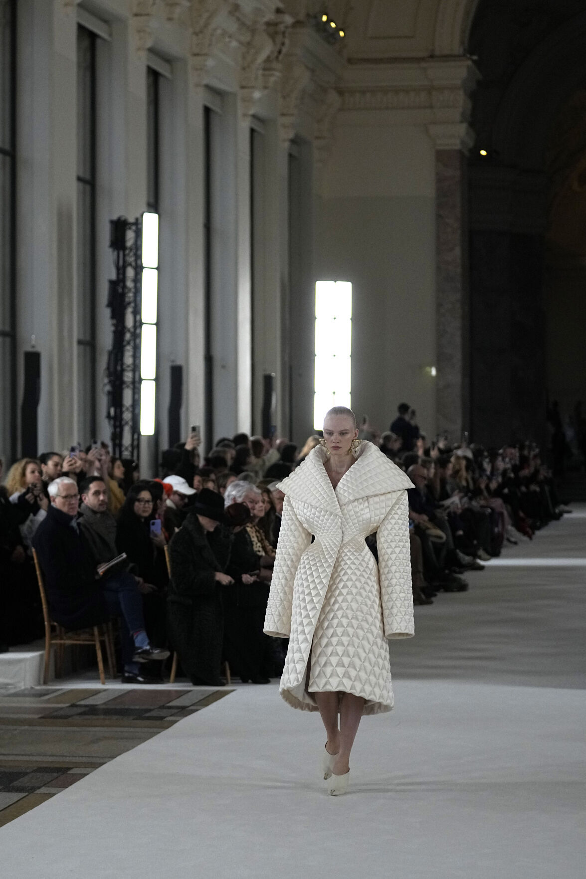 France Fashion Schiaparelli Haute Couture S/S 23